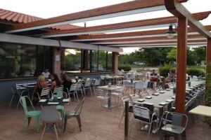 Tipico Gastrobar & Club Social