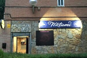 Toktumi Bar de Copas