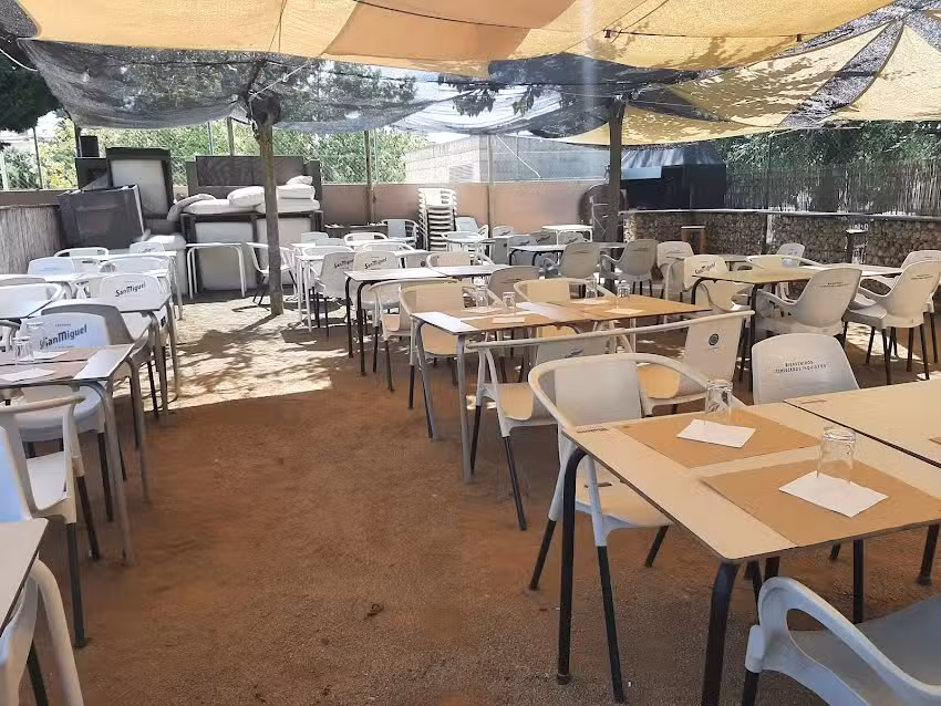 Tr&agrave;fec Beach Club