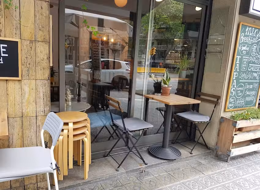 Trastero bar