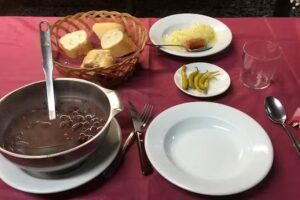 Txiki Erdi Bar Restaurante