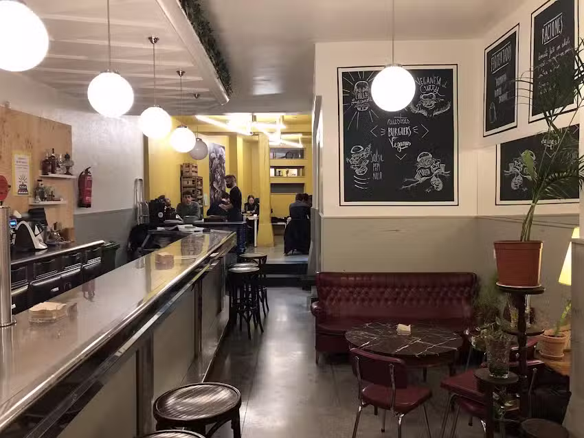 TXUKRUT Surf Bar Restaurante