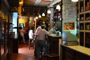 Ultramarinos Bar El Veedor