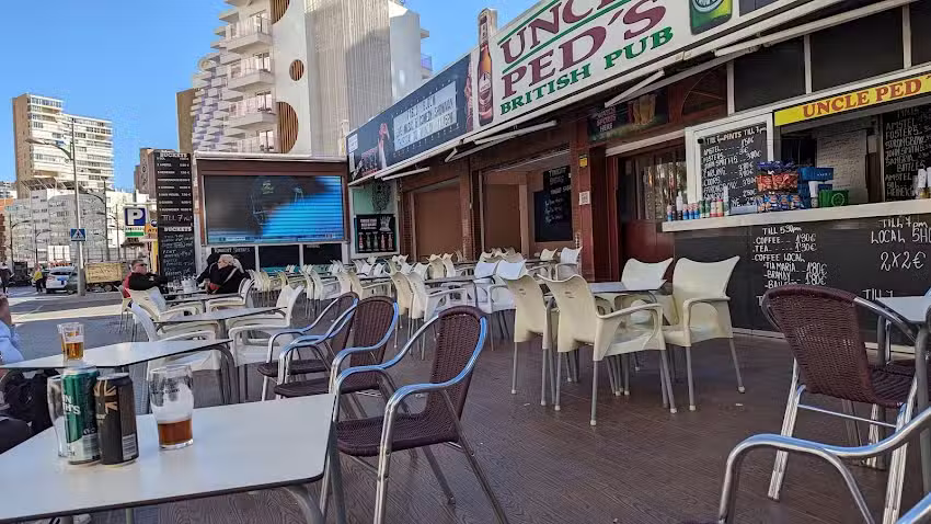 Uncle Ped&rsquo;s British Pub