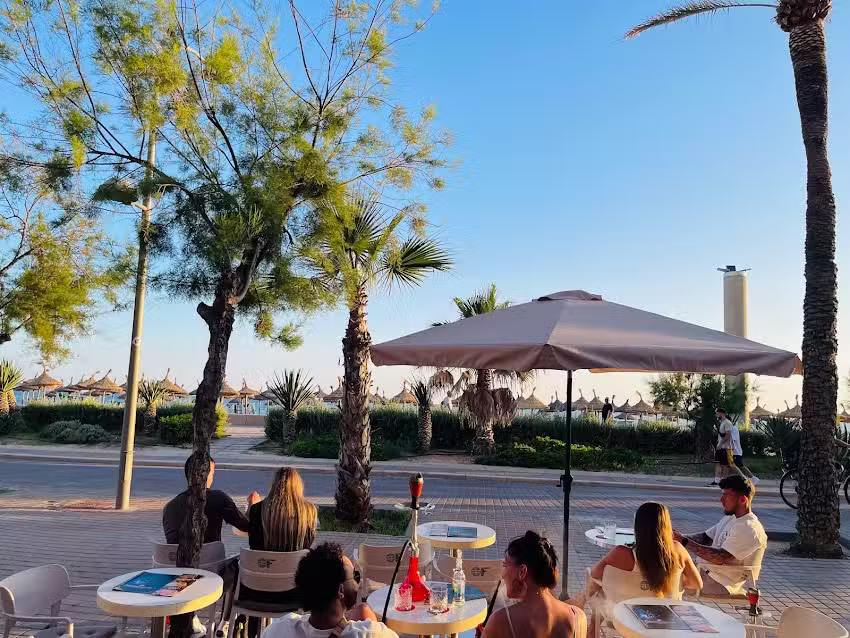 Underground Shisha lounge & Night club