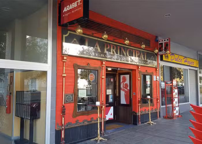 Universo sal&oacute;n de juego y apuestas deportivas valdespartera