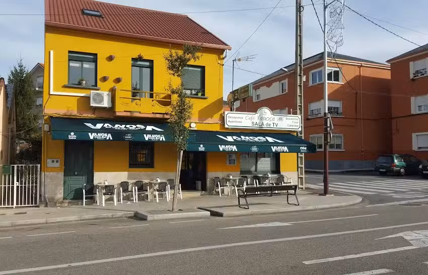 VANOSA Caf&eacute;-Bar