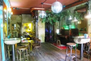 VARADERO COCKTAIL BAR