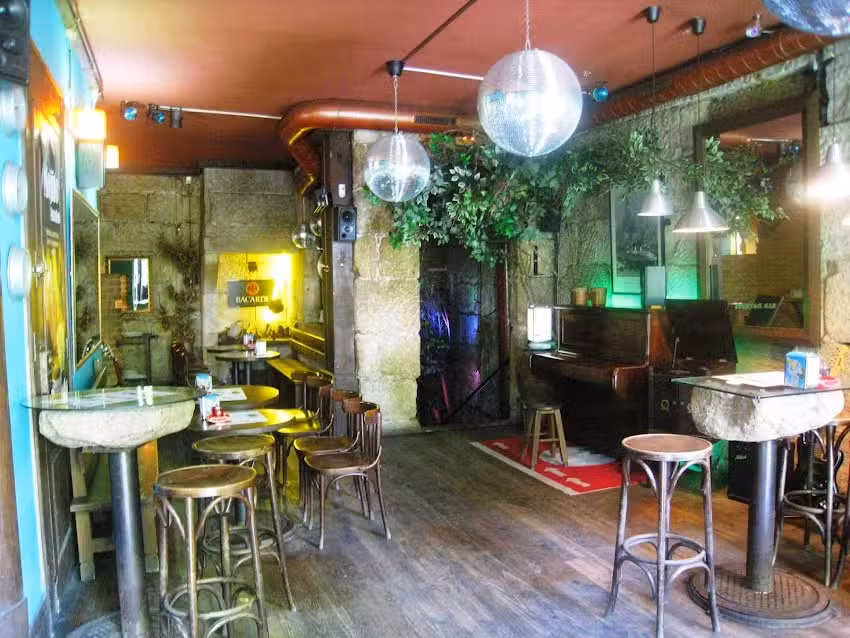 VARADERO COCKTAIL BAR