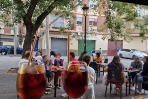 Vaskomiendo tapas montaditos pintxos