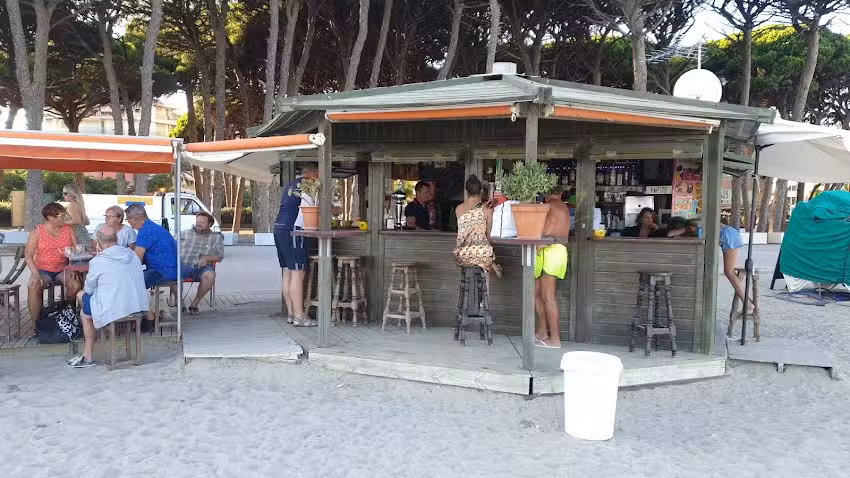VEINTI 3 &ndash; Bar De Tapas