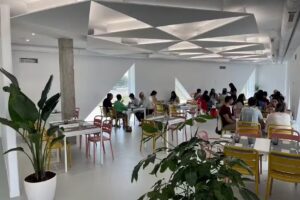 V&eacute;rtice Cafeter&iacute;a-Restaurante