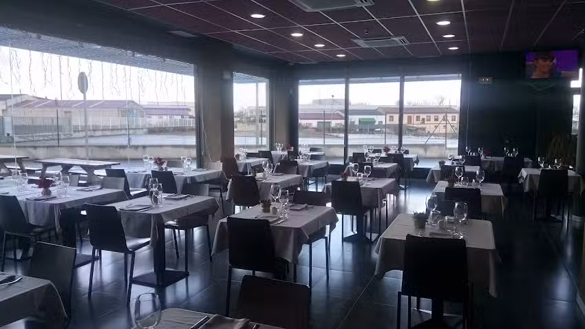 V&iacute;a Norte Abades Restaurante