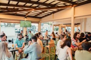 Vibra&rsquo;s lounge bar