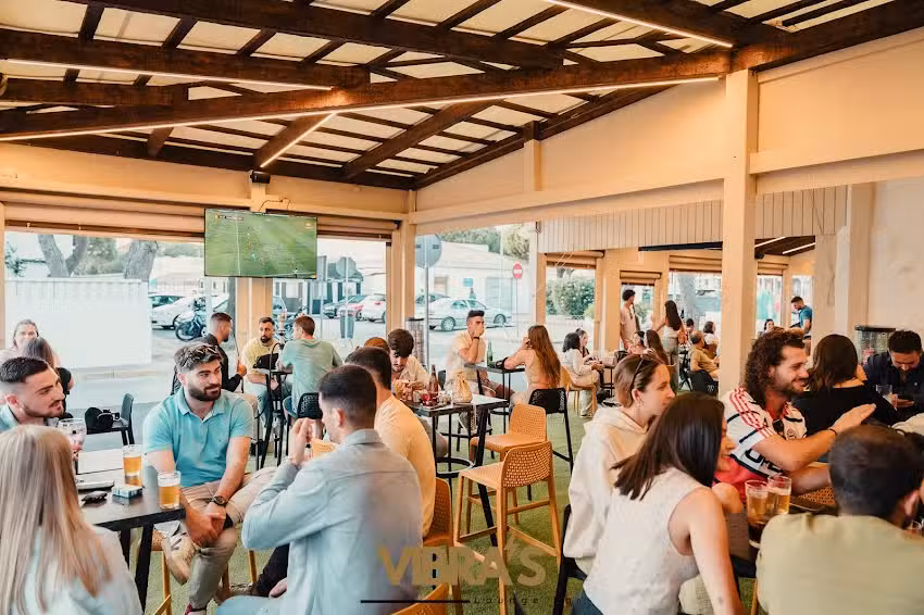 Vibra&rsquo;s lounge bar