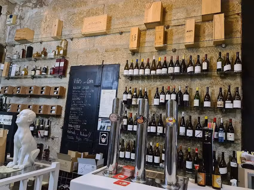 Vinoteca A Micalla