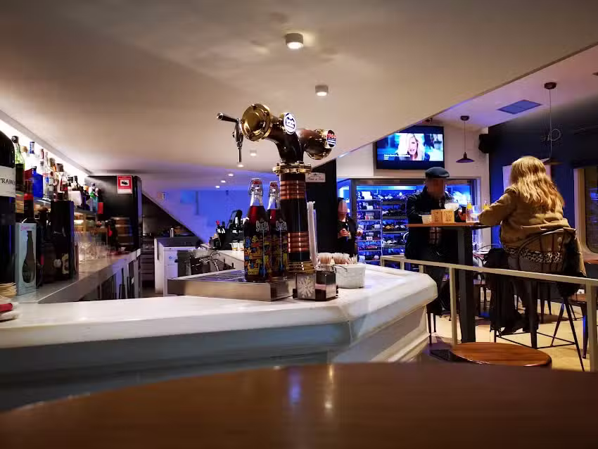 Vinoteca & bar GO GO