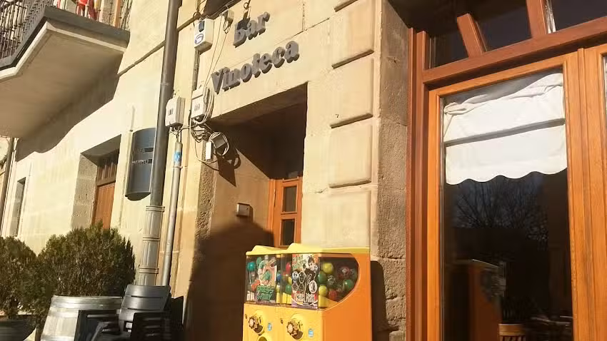Vinoteca Escudo Mayor