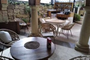 Vivienda Rural/Cafeter&iacute;a Jardines de Col&oacute;n