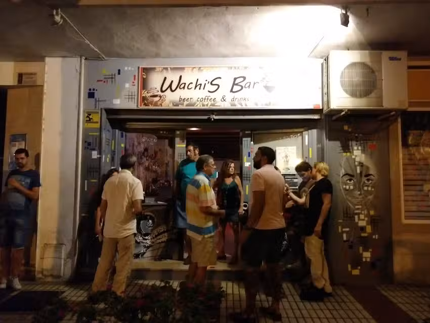 Wachi&rsquo;s Bar