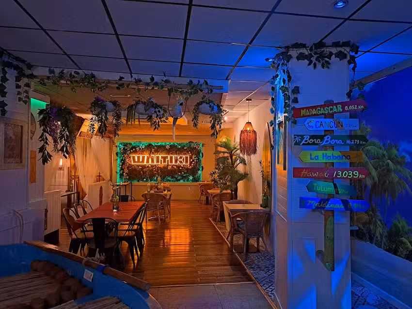 Waitiki Ca&ntilde;a y Tapa