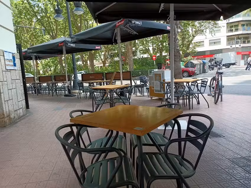 Wingz Chicken Factory