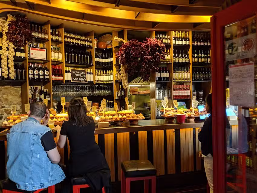 Zaharra &ndash; Plaza nueva