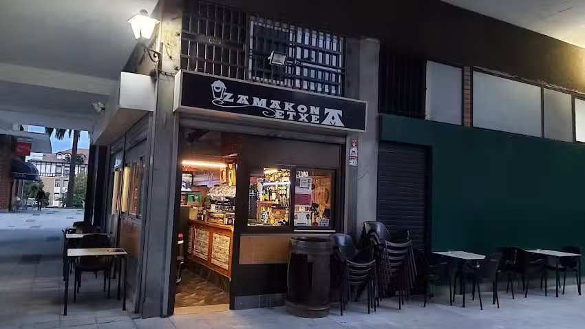 Zamakona Etxea Taberna