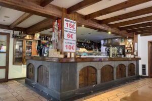 ZONA ZERO (Zona Zer0, La Terraza del Hostal)