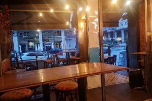 Zoom Zoom Caf&eacute;